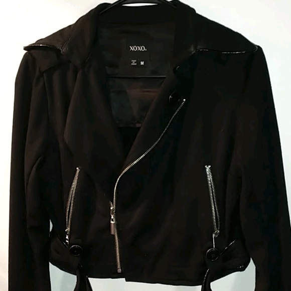 XOXO Crop Bomber w/ faux leather trim size Medium - Picture 4 of 8